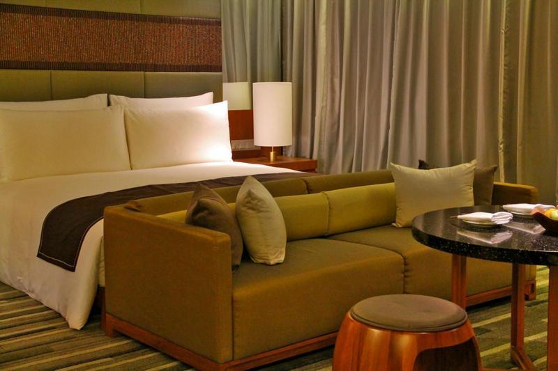 Hansar Bangkok Hotel Room photo